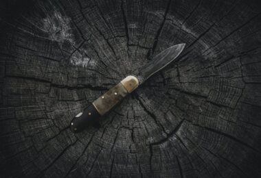 folding knife